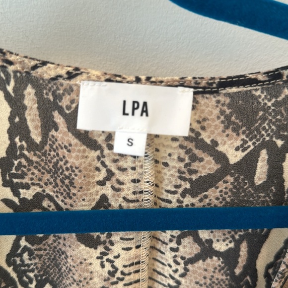 Revolve LPA Pinched Shoulder Python Blouse - Picture 3 of 4